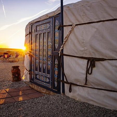 Family Style Star Gazing Yurt Hotel Twentynine Palms Ngoại thất bức ảnh