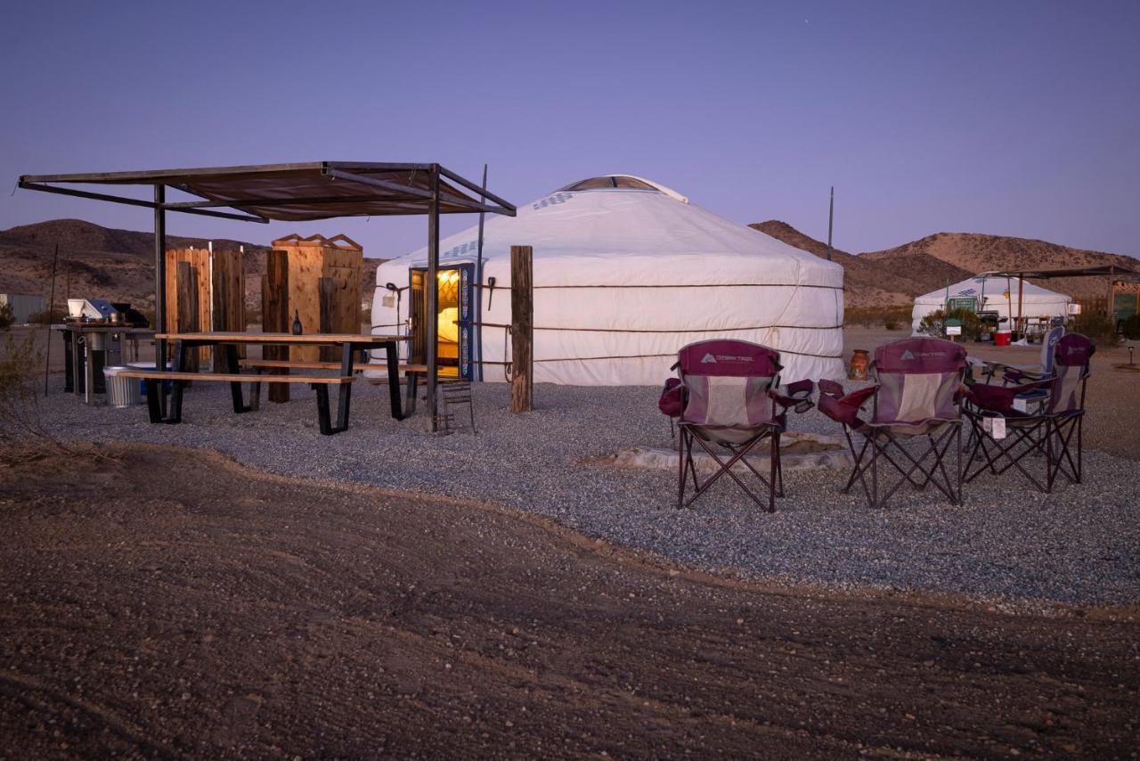 Family Style Star Gazing Yurt Hotel Twentynine Palms Ngoại thất bức ảnh