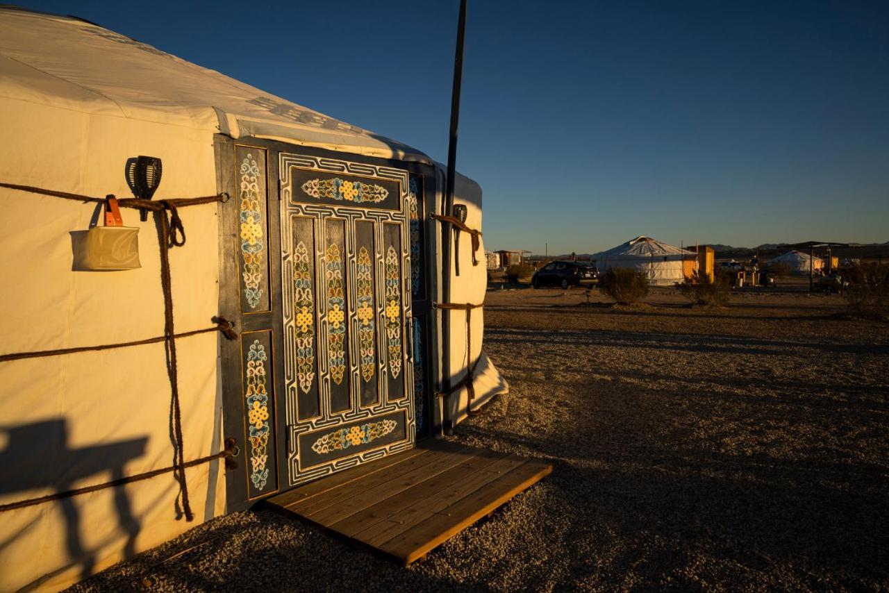 Family Style Star Gazing Yurt Hotel Twentynine Palms Ngoại thất bức ảnh